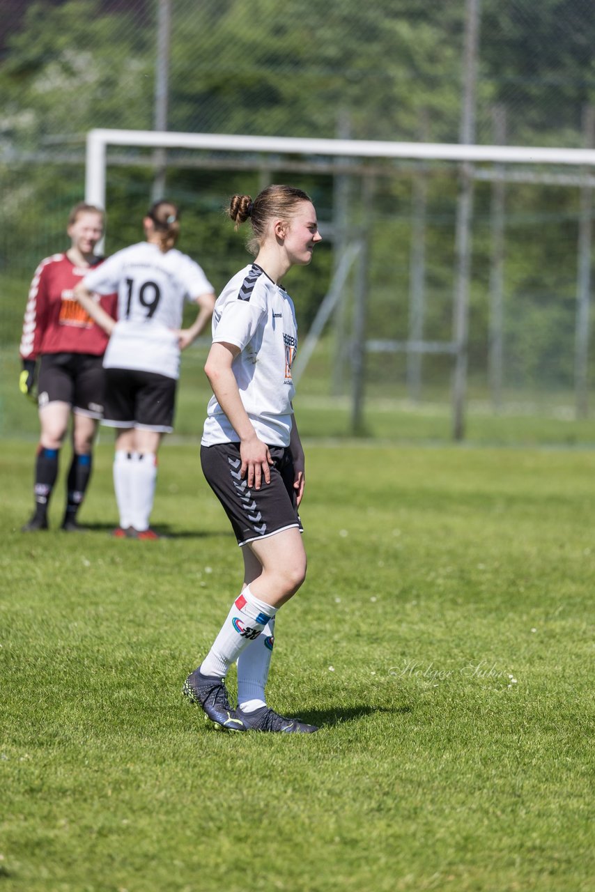 Bild 172 - F SV Henstedt Ulzburg - SV Fortuna Boesdorf : Ergebnis: 3:1